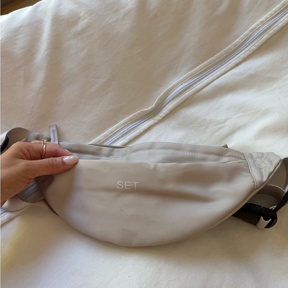 SET Fanny Pack